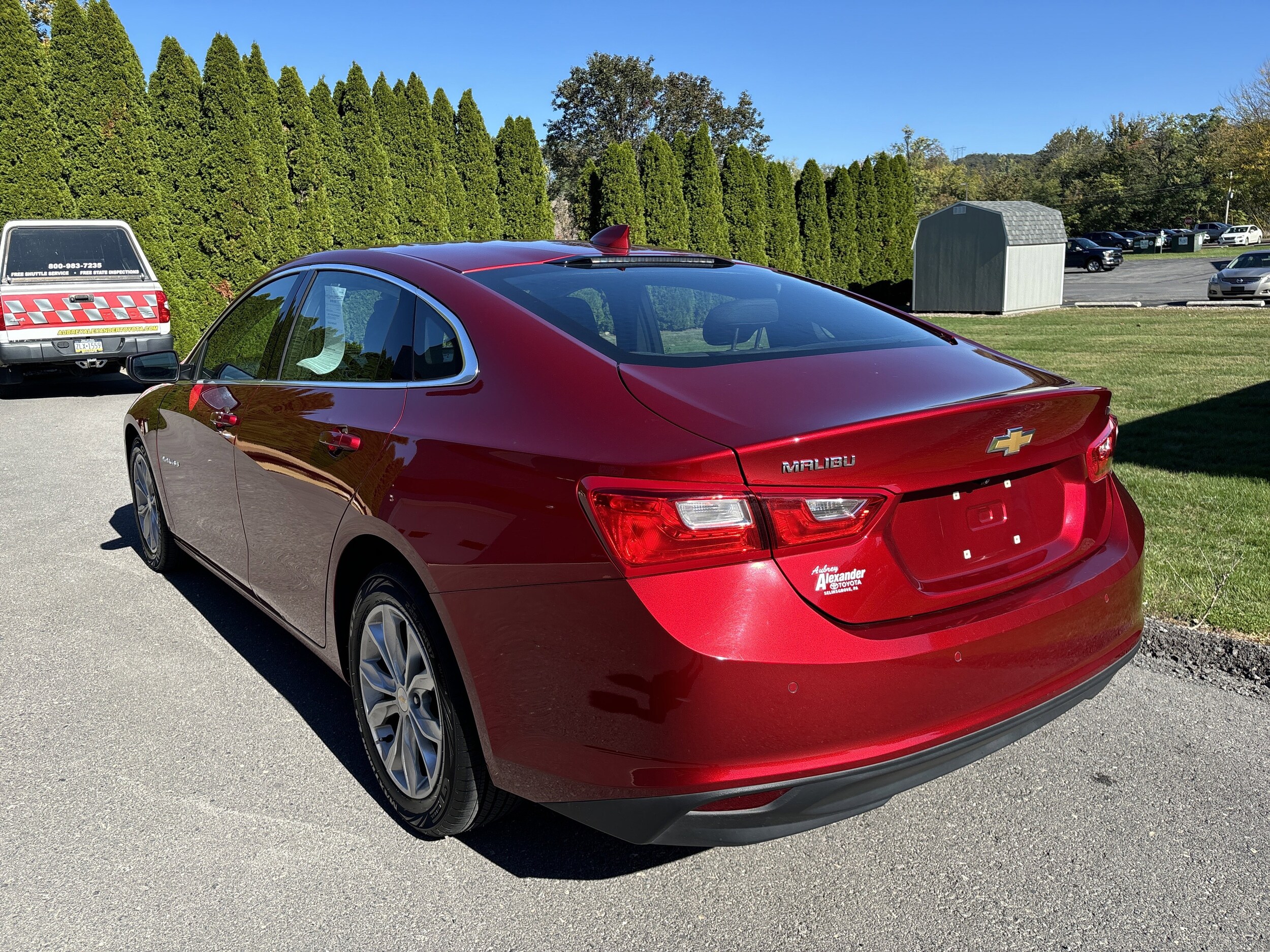 2024 Chevrolet Malibu 1LT photo 2