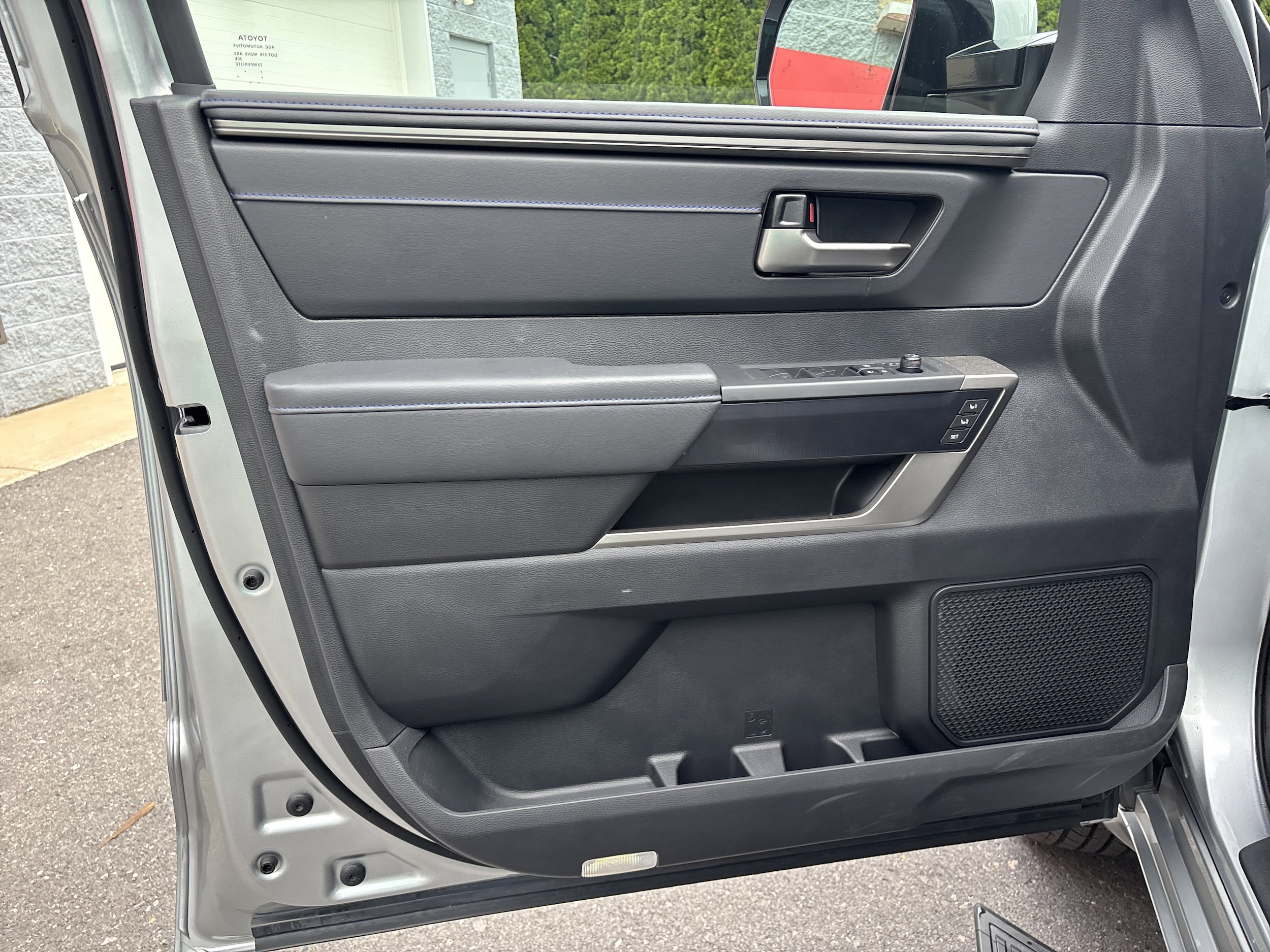 2026 Toyota Tundra Platinum - Photo 15