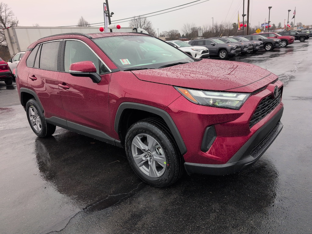 New 2025 Toyota RAV4 XLE SUV