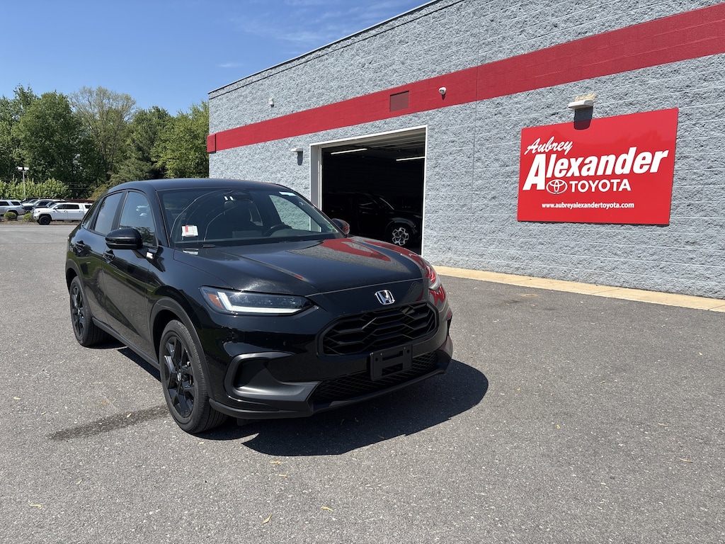 Used 2025 Honda HR-V Sport SUV