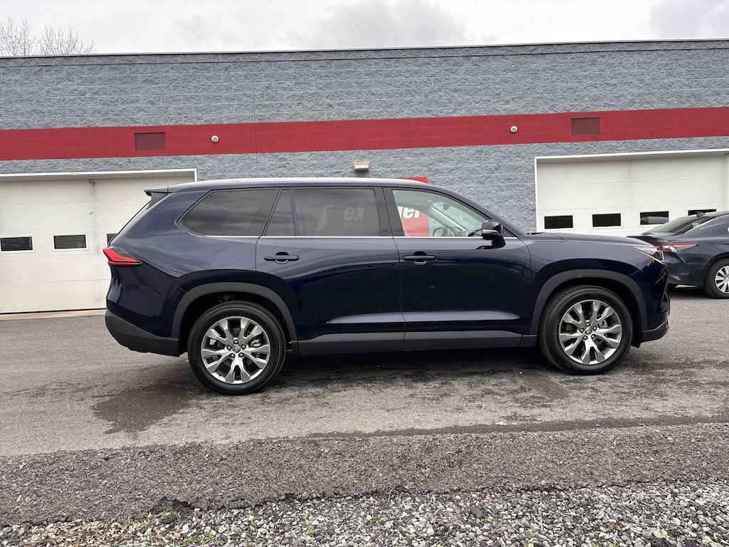 Used 2024 Toyota Grand Highlander Limited SUV