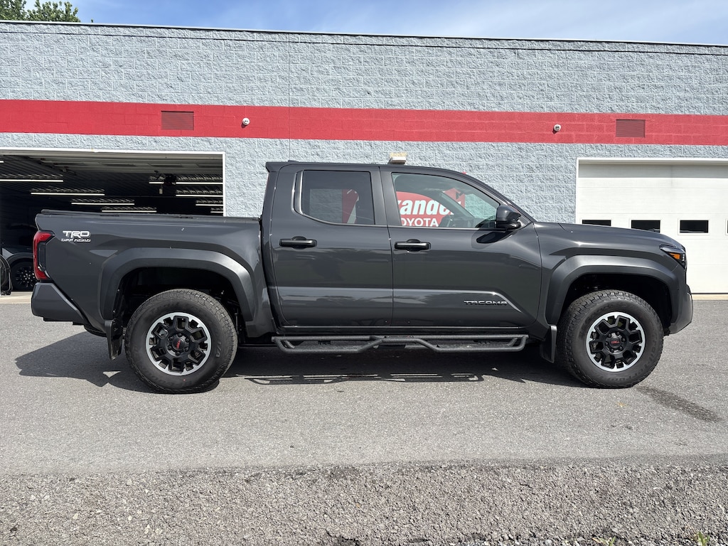Certified 2025 Toyota Tacoma 4WD TRD Off Road Truck Double Cab