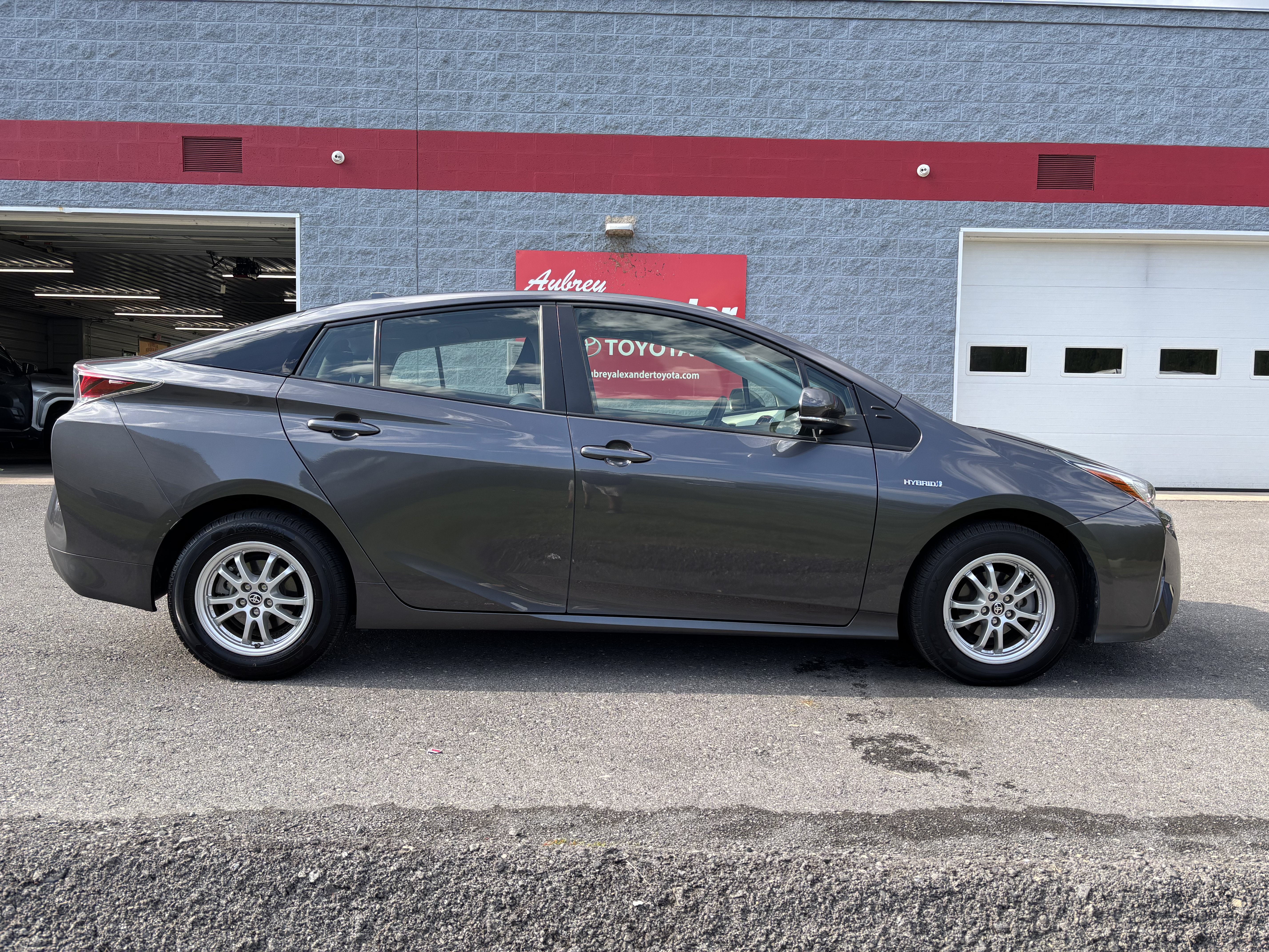 Used 2016 Toyota Prius Two with VIN JTDKBRFU7G3504930 for sale in Selinsgrove, PA