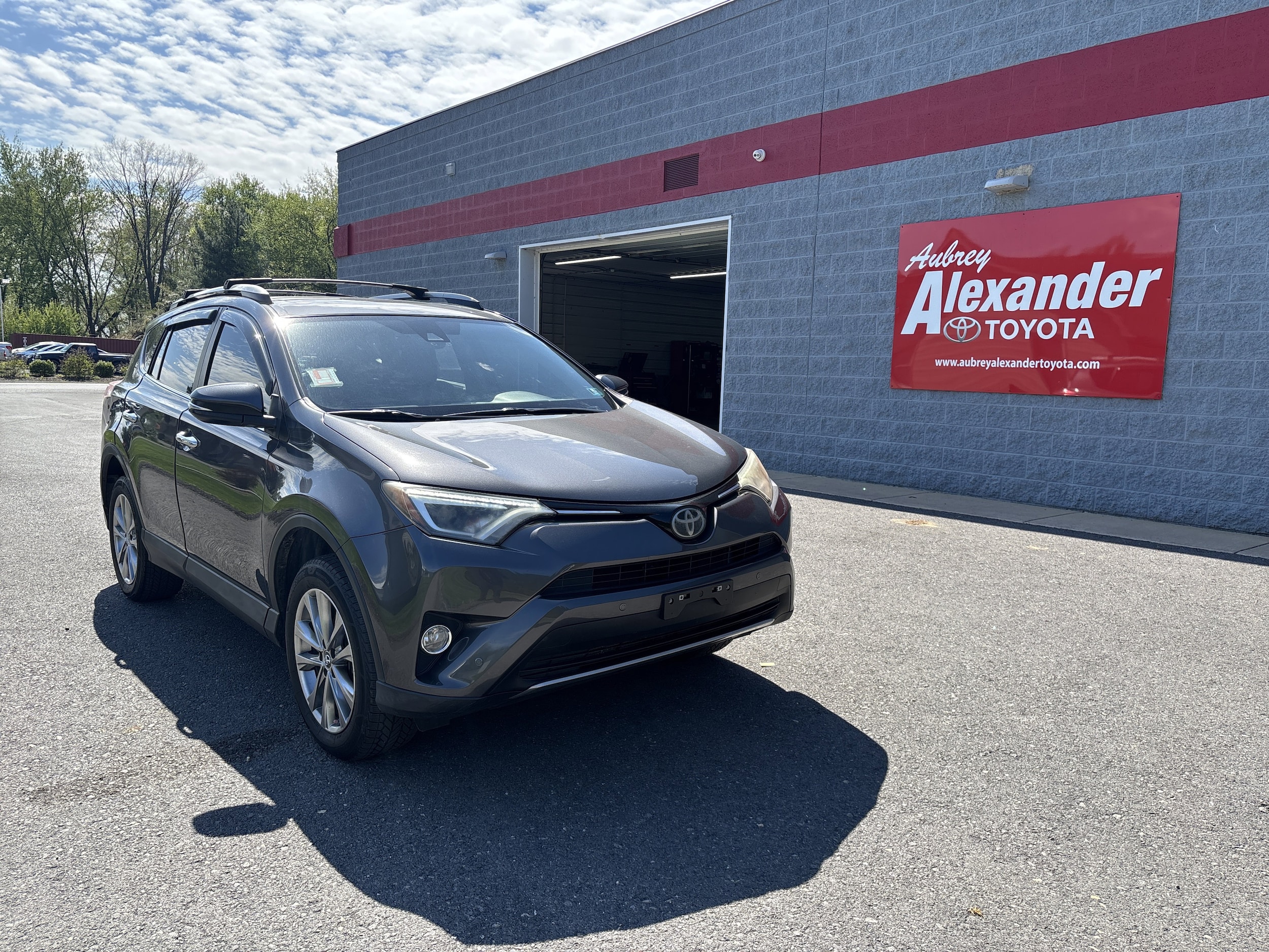 2017 Toyota RAV4 Limited