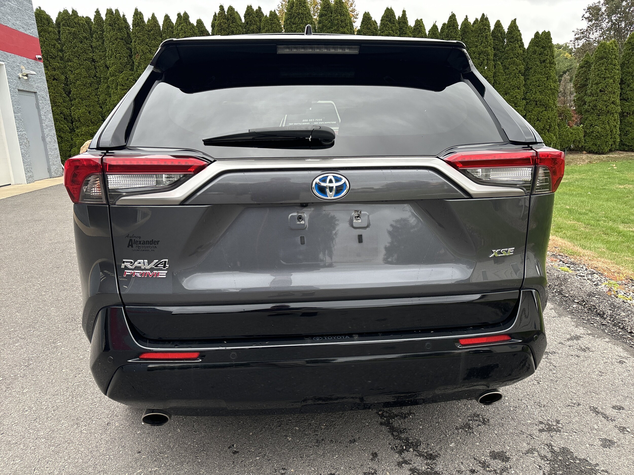 2021 Toyota RAV4 Prime XSE photo 2