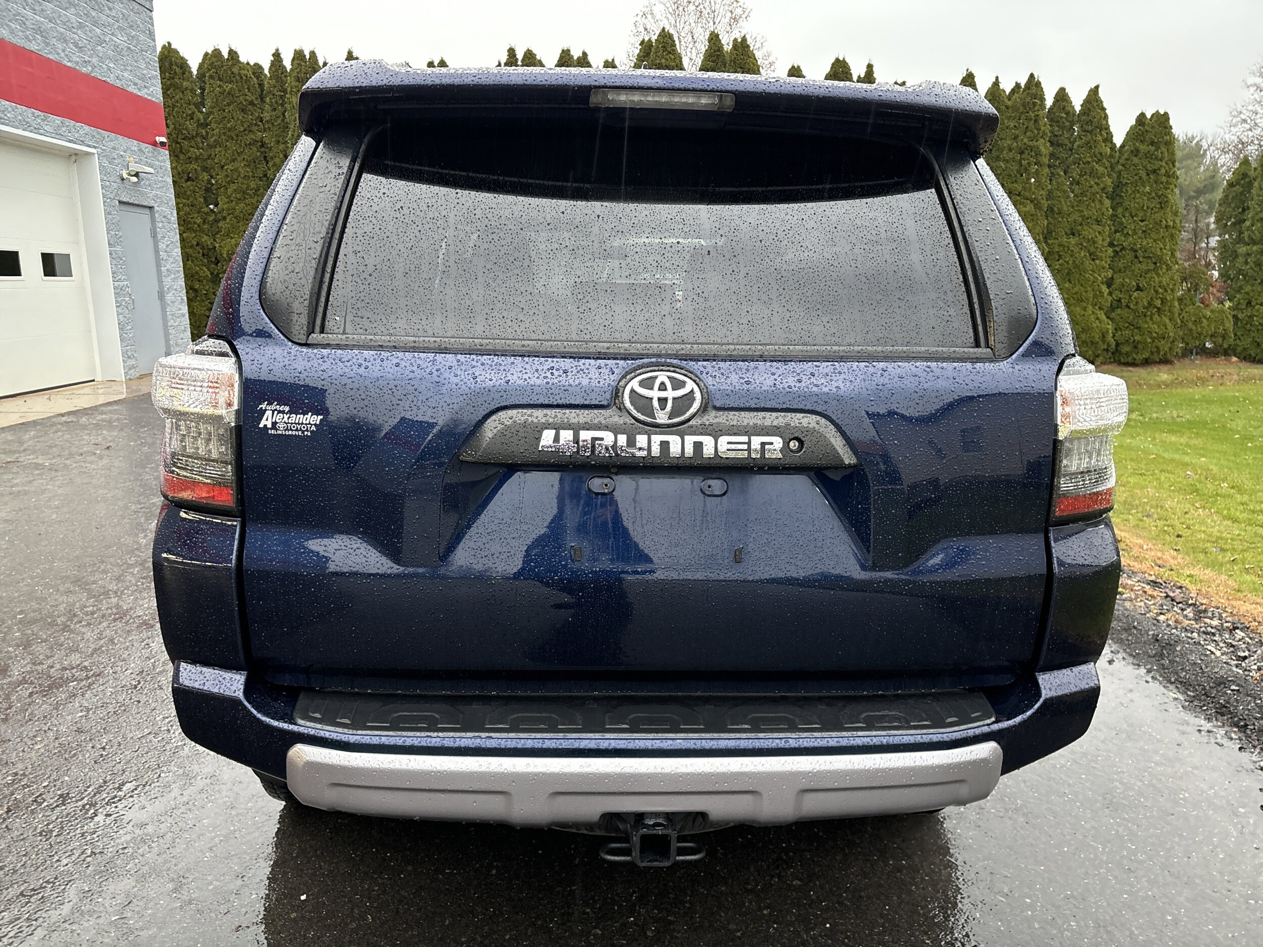 2019 Toyota 4Runner TRD 4WD photo 4
