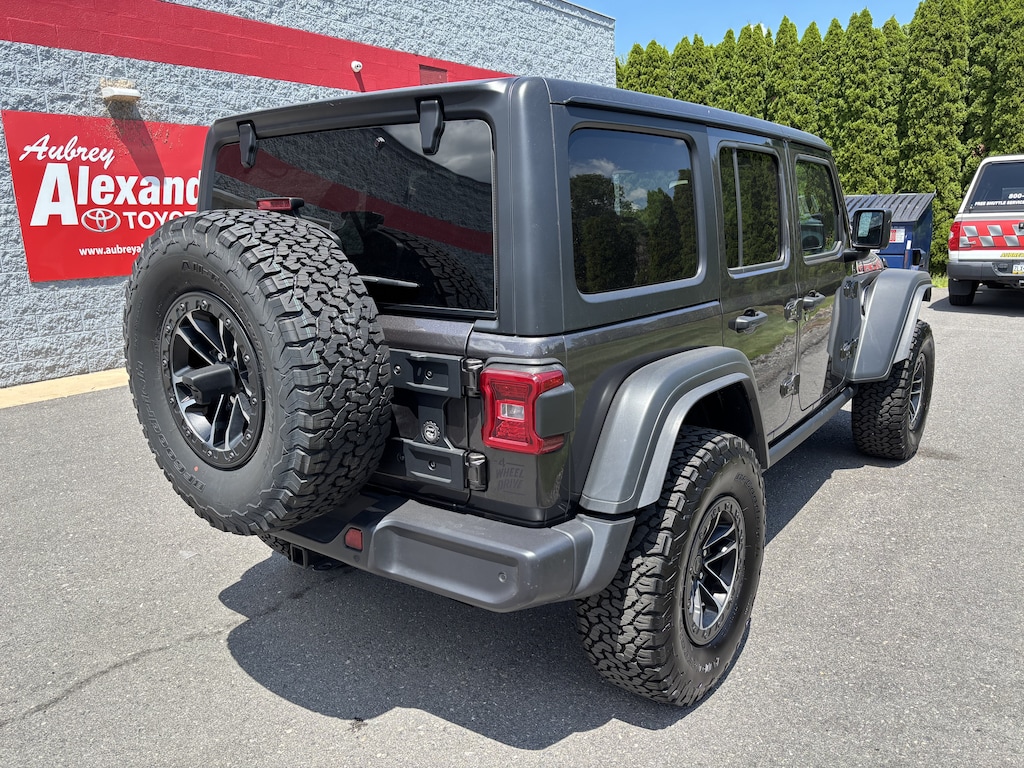 Used 2026 Jeep Wrangler Sport SUV