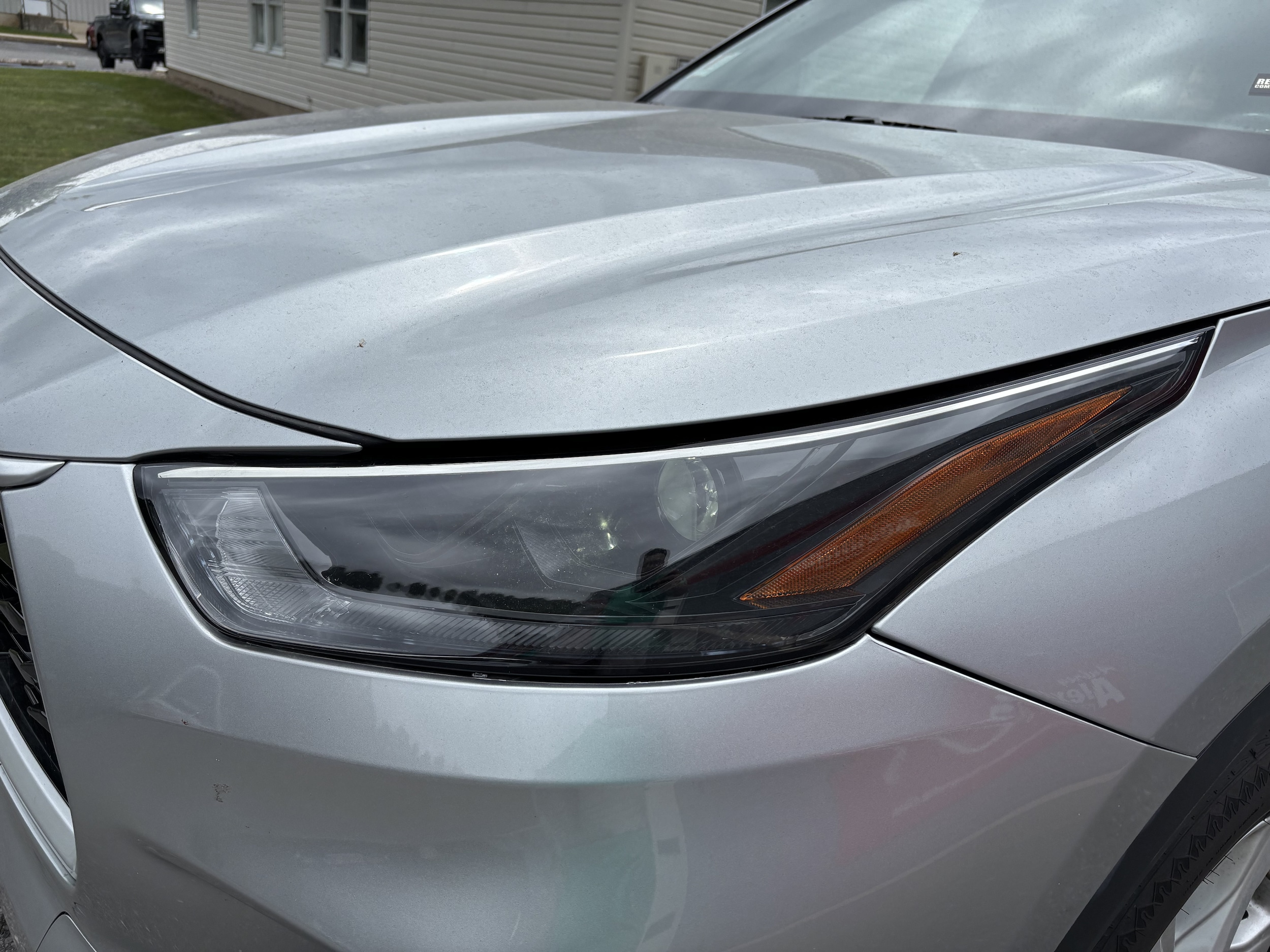 2024 Toyota Highlander LE - Photo 10