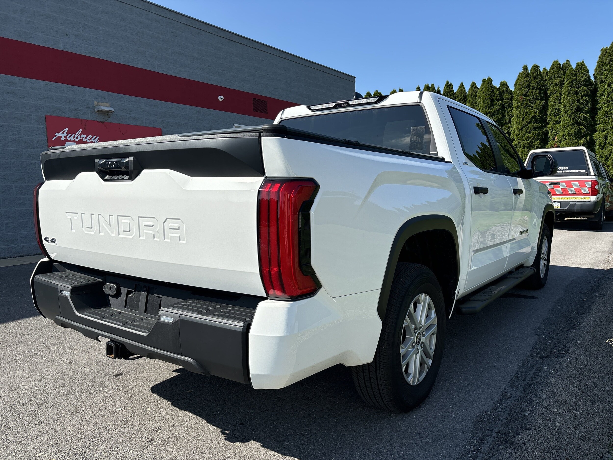 2024 Toyota Tundra SR5 CrewMax photo 3