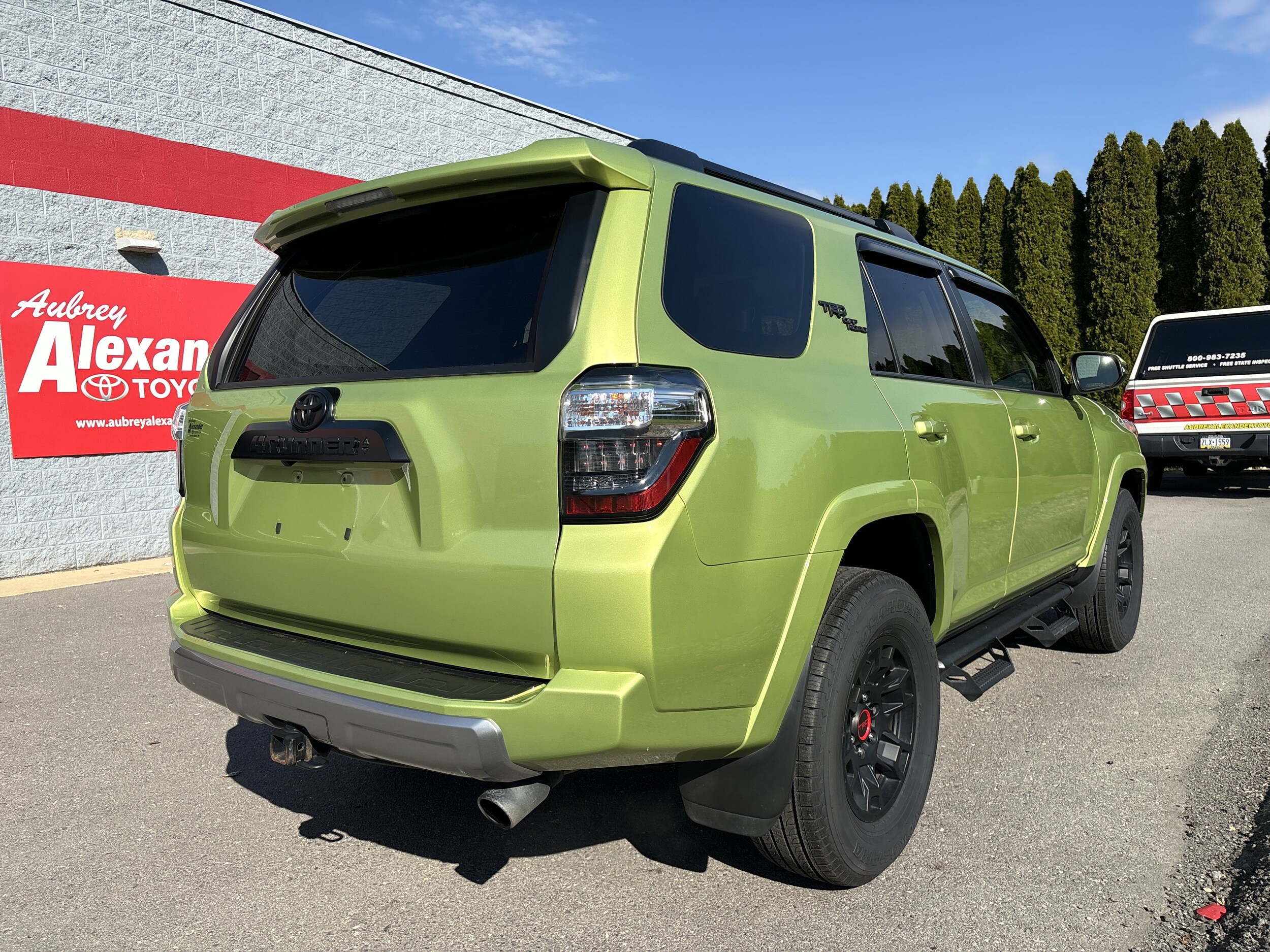 2023 Toyota 4Runner TRD Premium 4WD photo 3