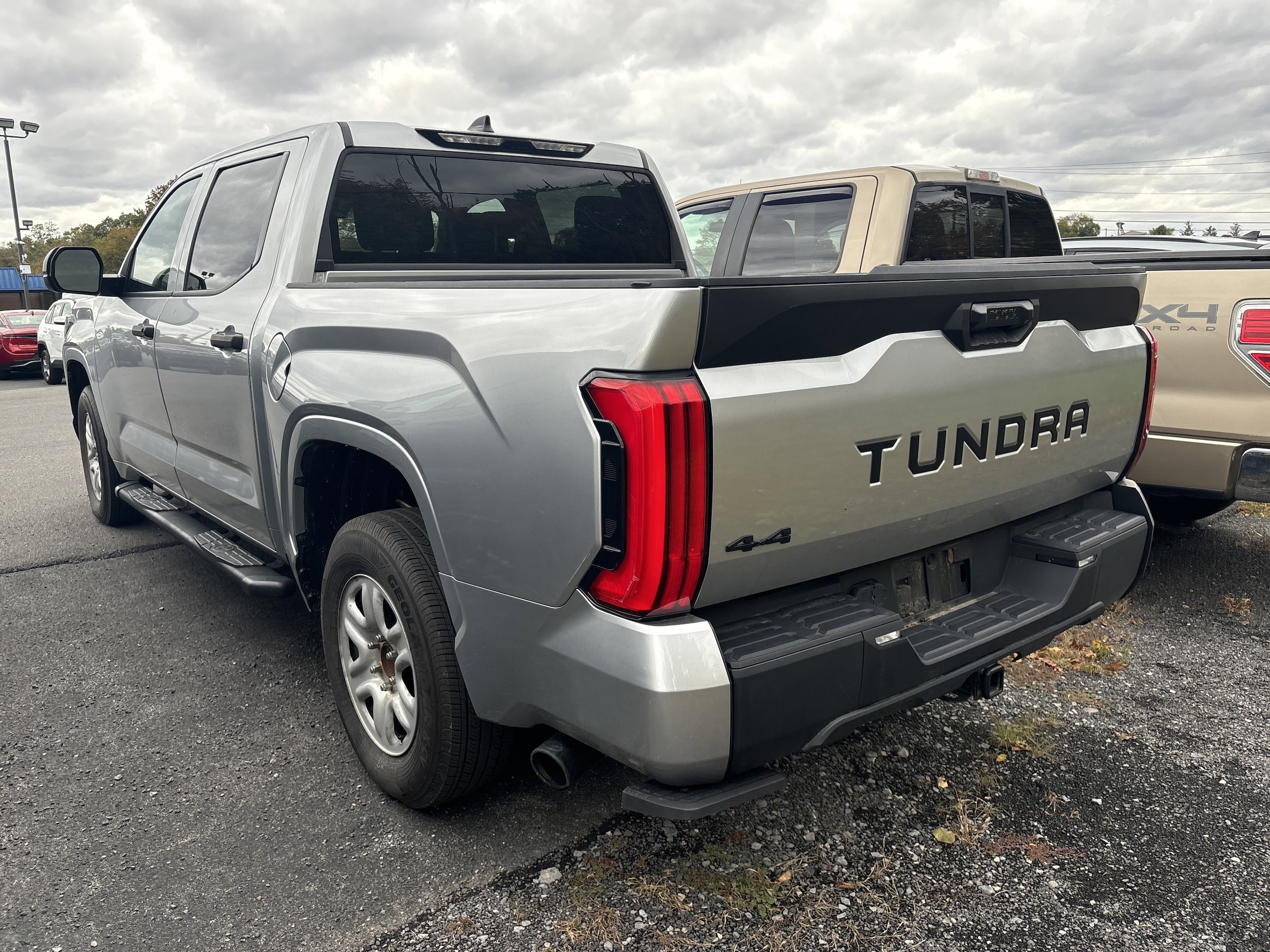 2022 Toyota Tundra SR CrewMax photo 2