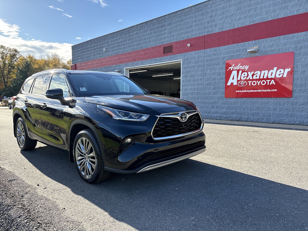 Certified 2021 Toyota Highlander Platinum SUV