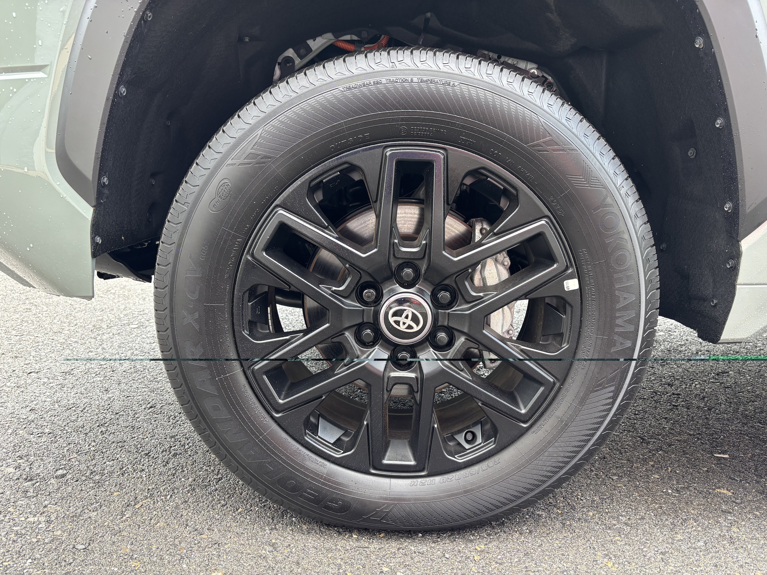 2026 Toyota Tundra Limited - Photo 10