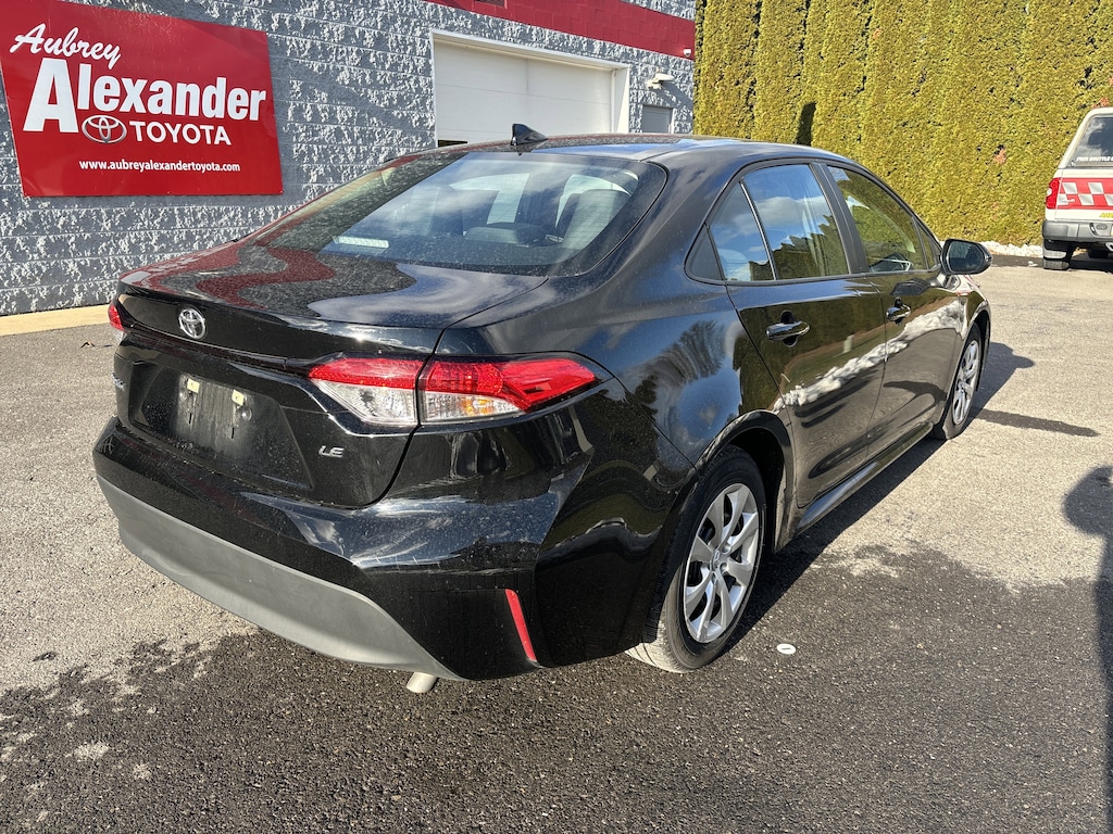 Used 2025 Toyota Corolla LE Sedan