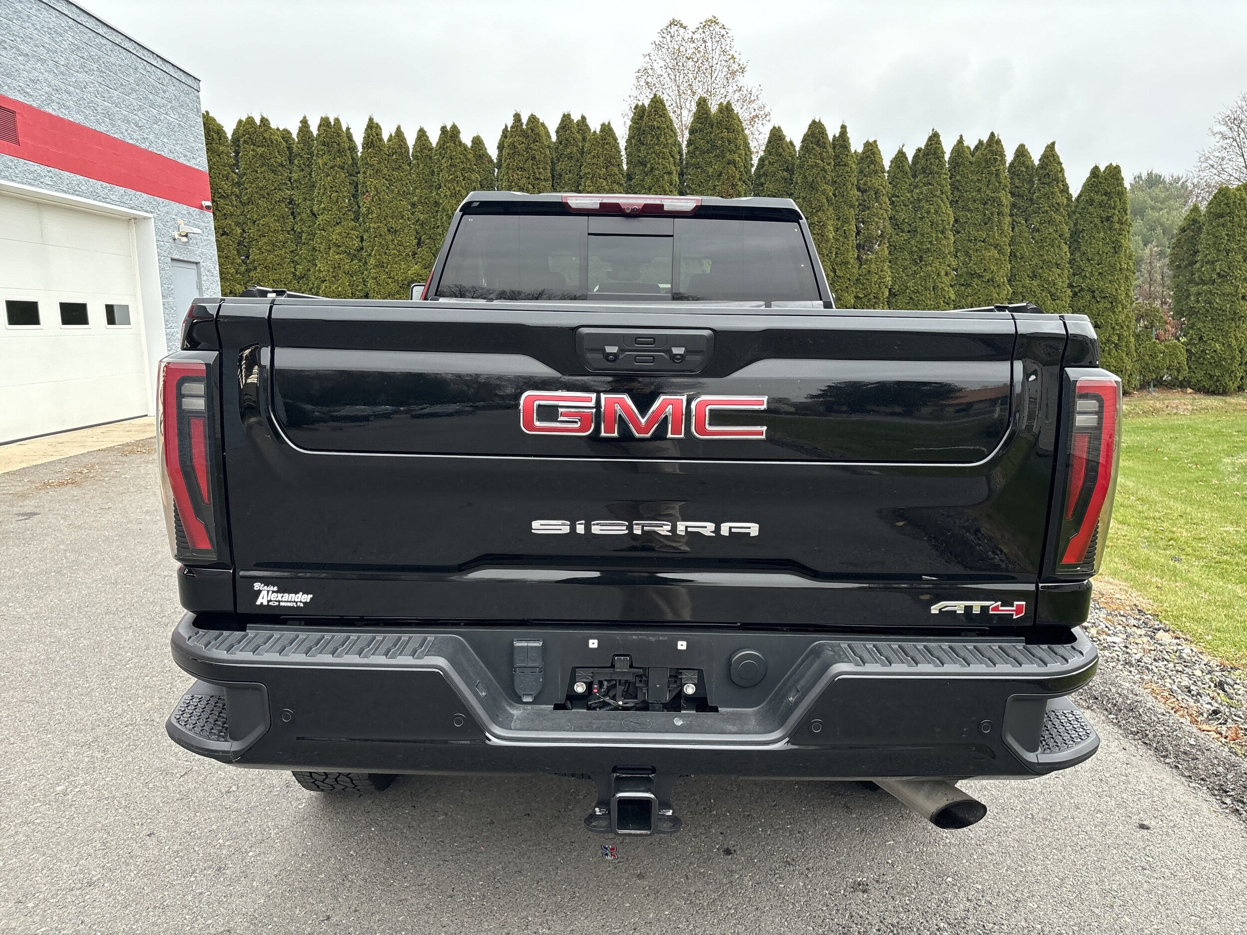 2024 Gmc Sierra 2500 HD AT4 photo 3