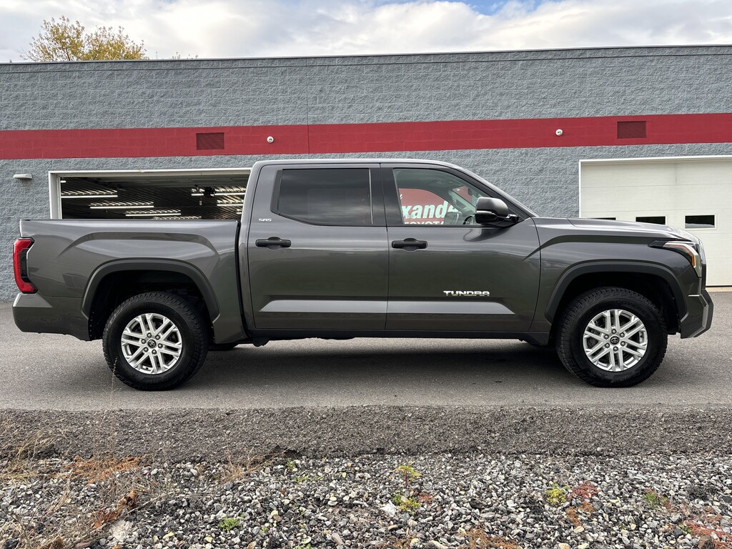 Used 2023 Toyota Tundra 4WD SR5 3.5L V6 Truck CrewMax