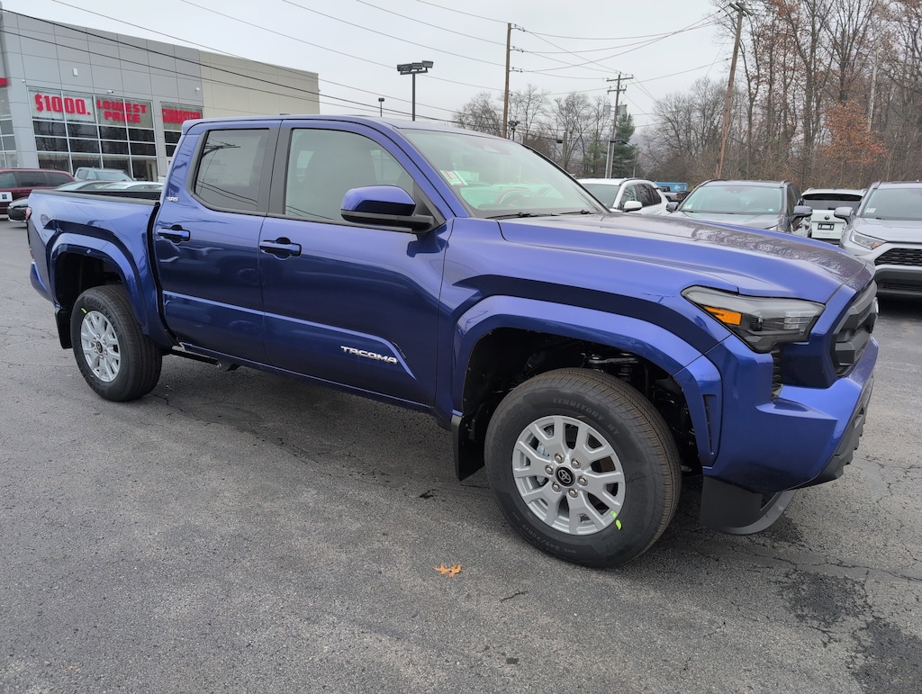 New 2025 Toyota Tacoma SR5 Truck Double Cab
