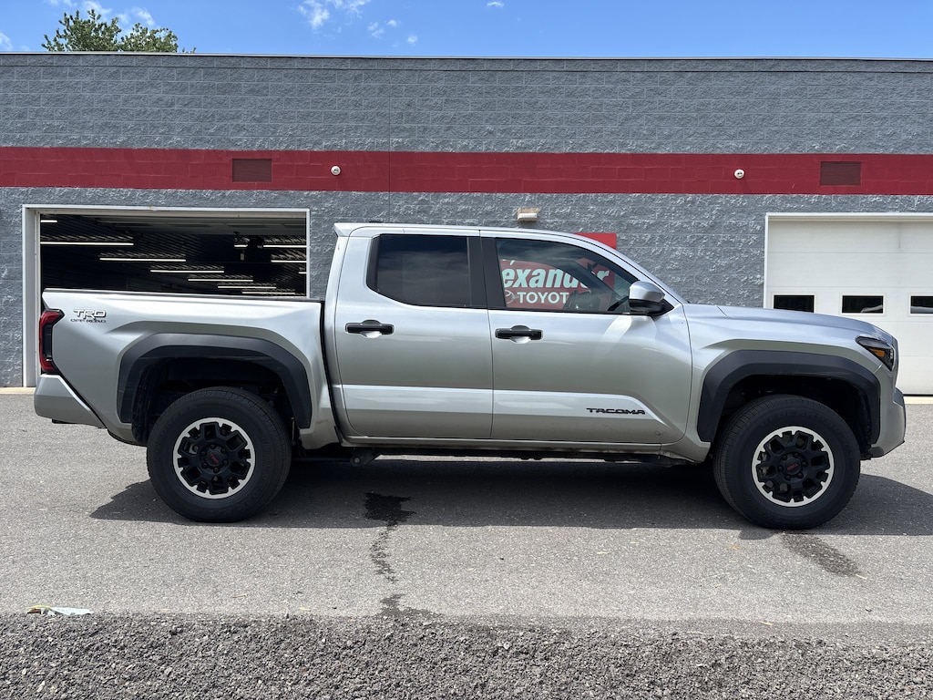 Used 2024 Toyota Tacoma 4WD Truck Double Cab