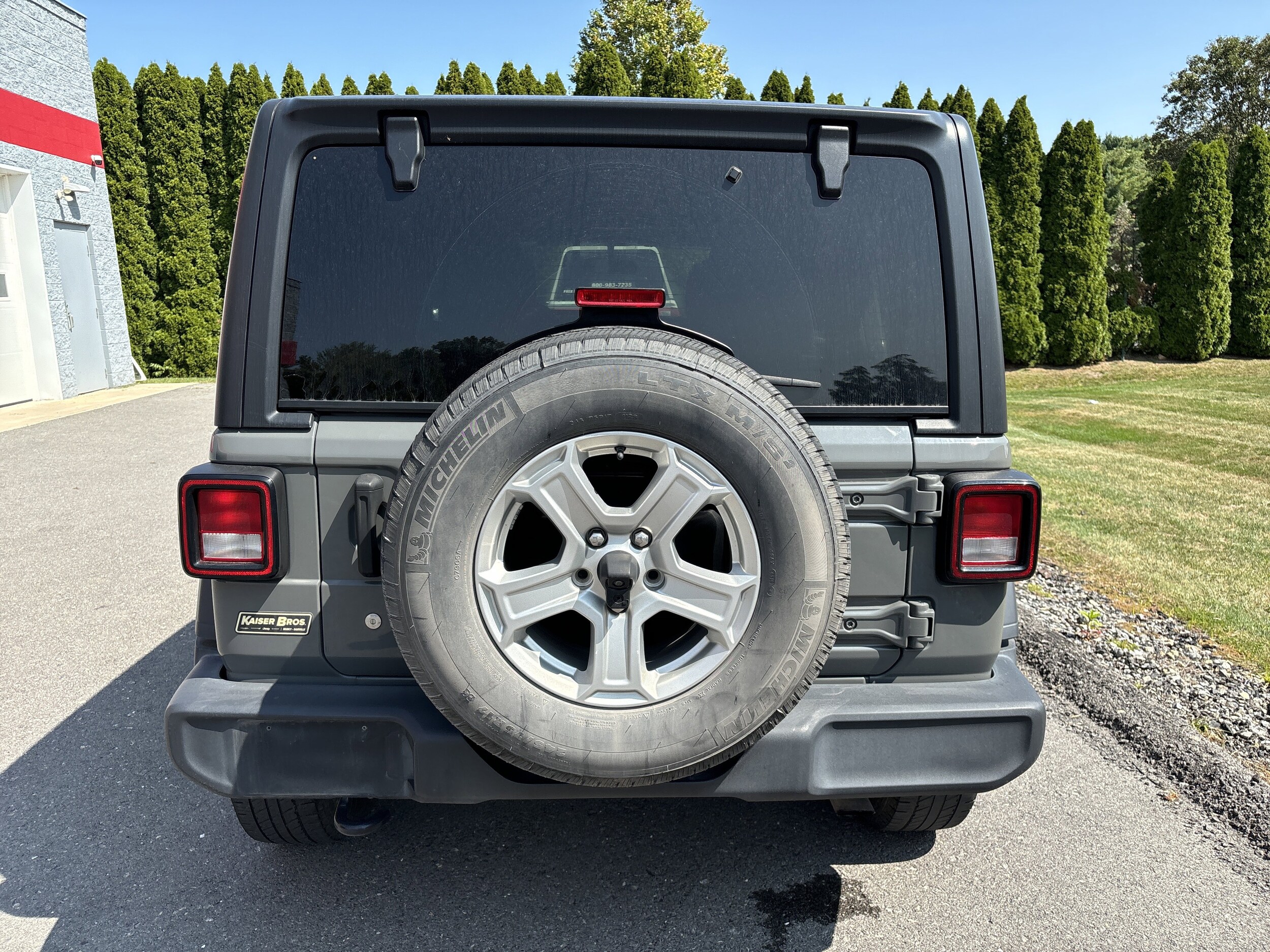 2020 Jeep Wrangler Unlimited Sport S photo 2