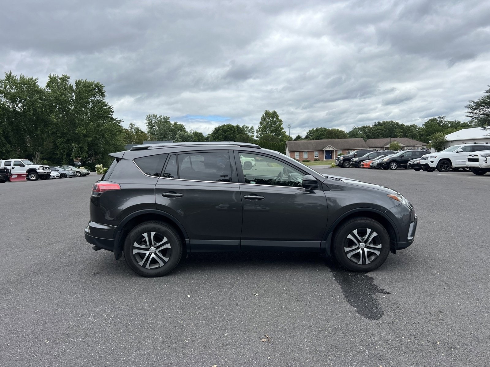 Used 2017 Toyota RAV4 LE with VIN JTMBFREV4HJ112046 for sale in Selinsgrove, PA