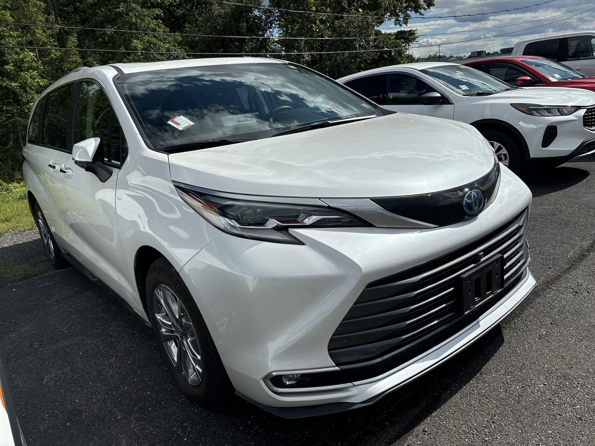 2023 Toyota Sienna Platinum 7-Passenger