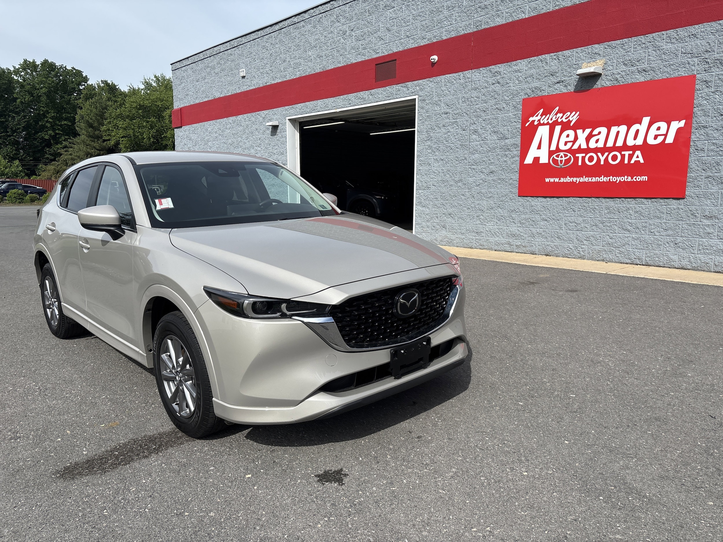 2025 Mazda CX-5 S Select Package Auto AWD's photo