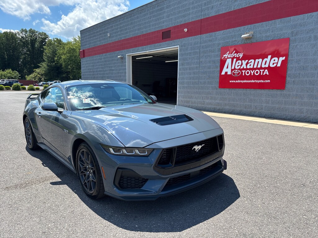 Used 2024 Ford Mustang Coupe