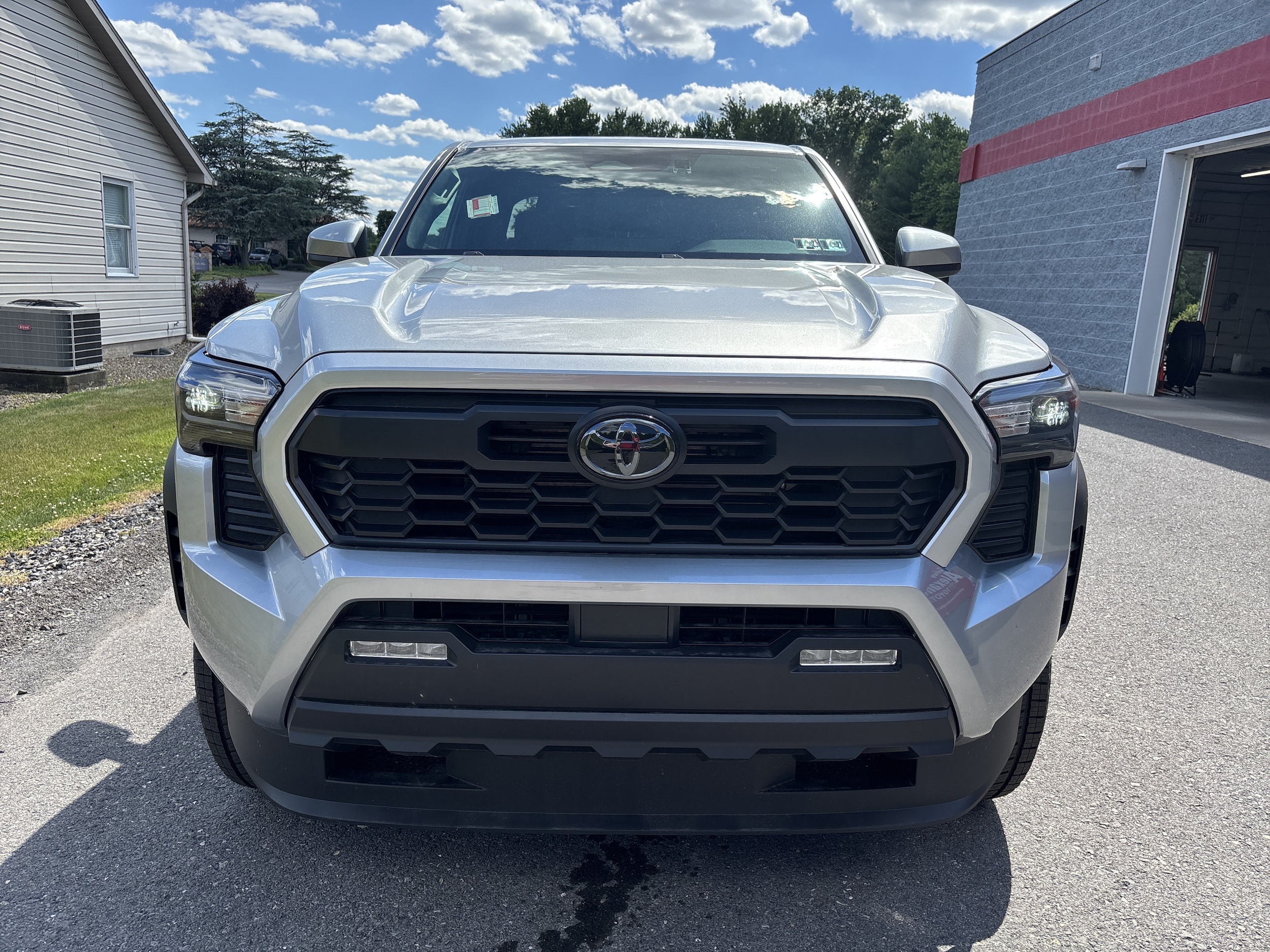 2026 Toyota Tacoma TRD Off Road - Photo 8