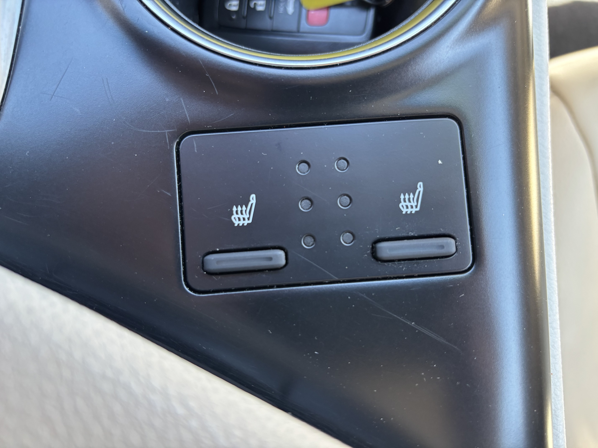 2018 Toyota Camry XLE - Photo 27