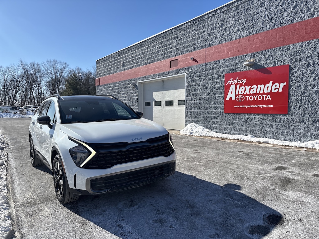 Used 2023 Kia Sportage Plug-In Hybrid X-Line SUV