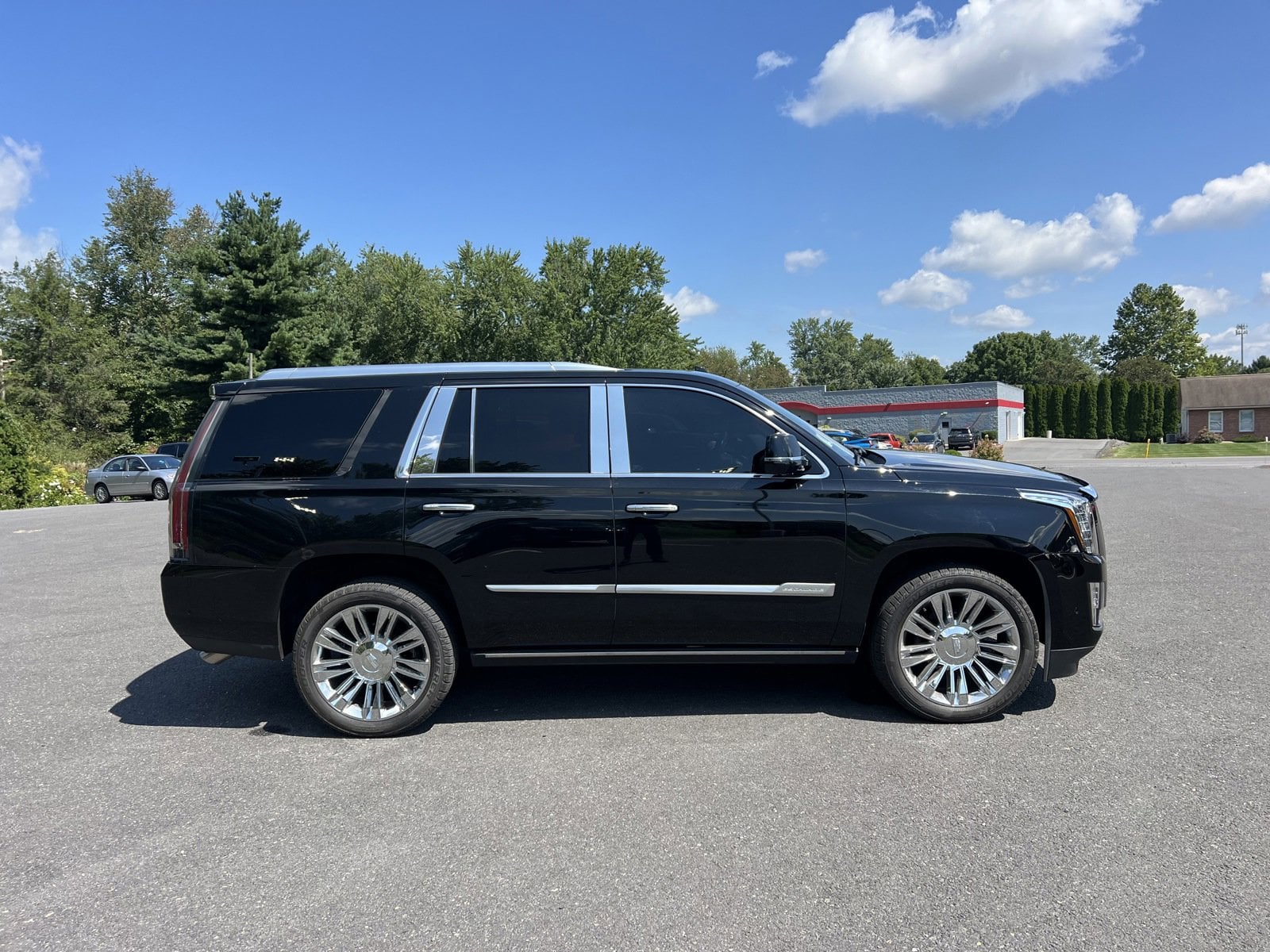 Used 2018 Cadillac Escalade Platinum with VIN 1GYS4DKJ2JR269991 for sale in Selinsgrove, PA