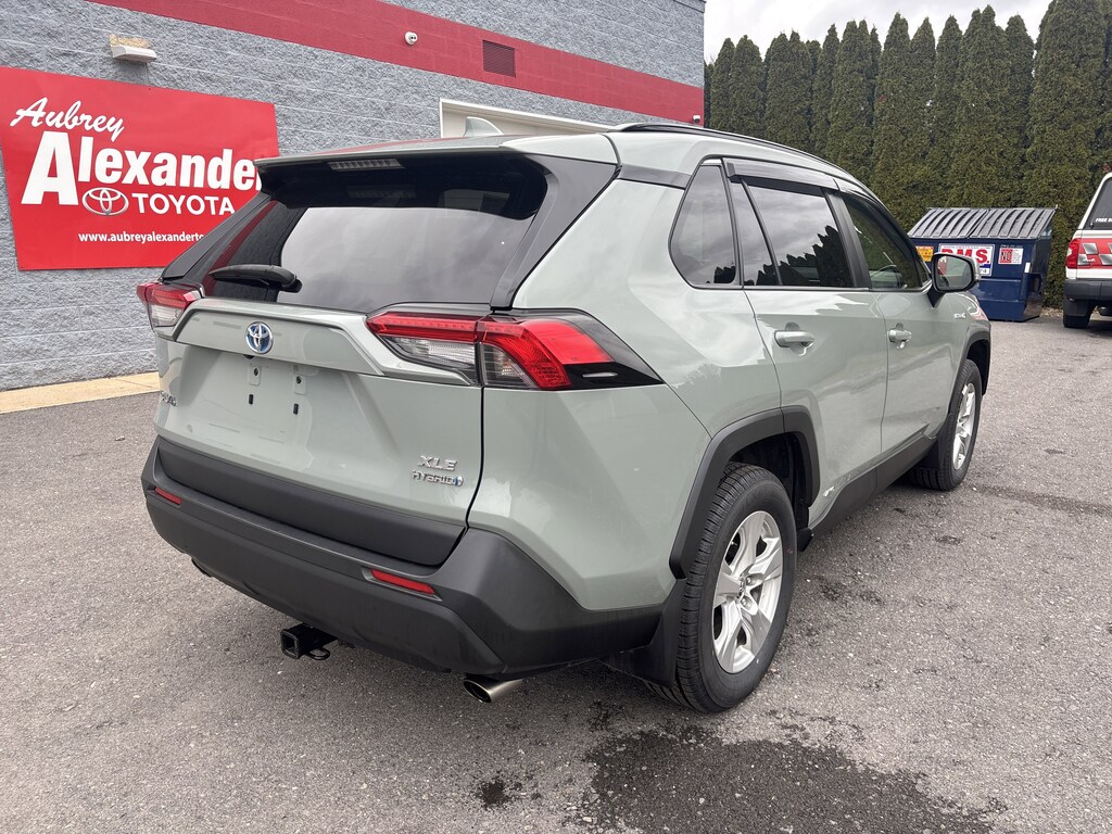Used 2019 Toyota RAV4 XLE SUV