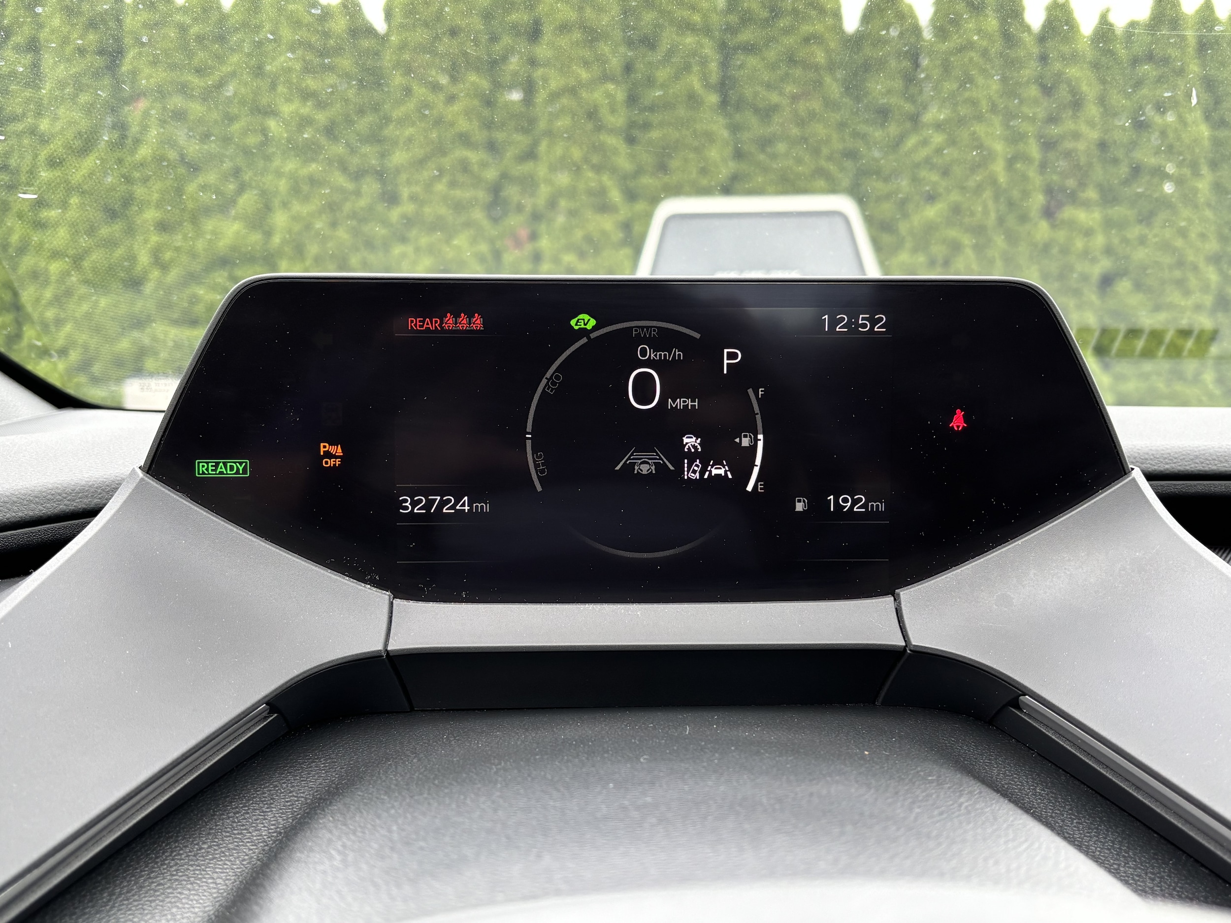 2024 Toyota Prius LE - Photo 21