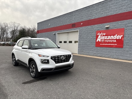 2024 Hyundai Venue SEL SUV