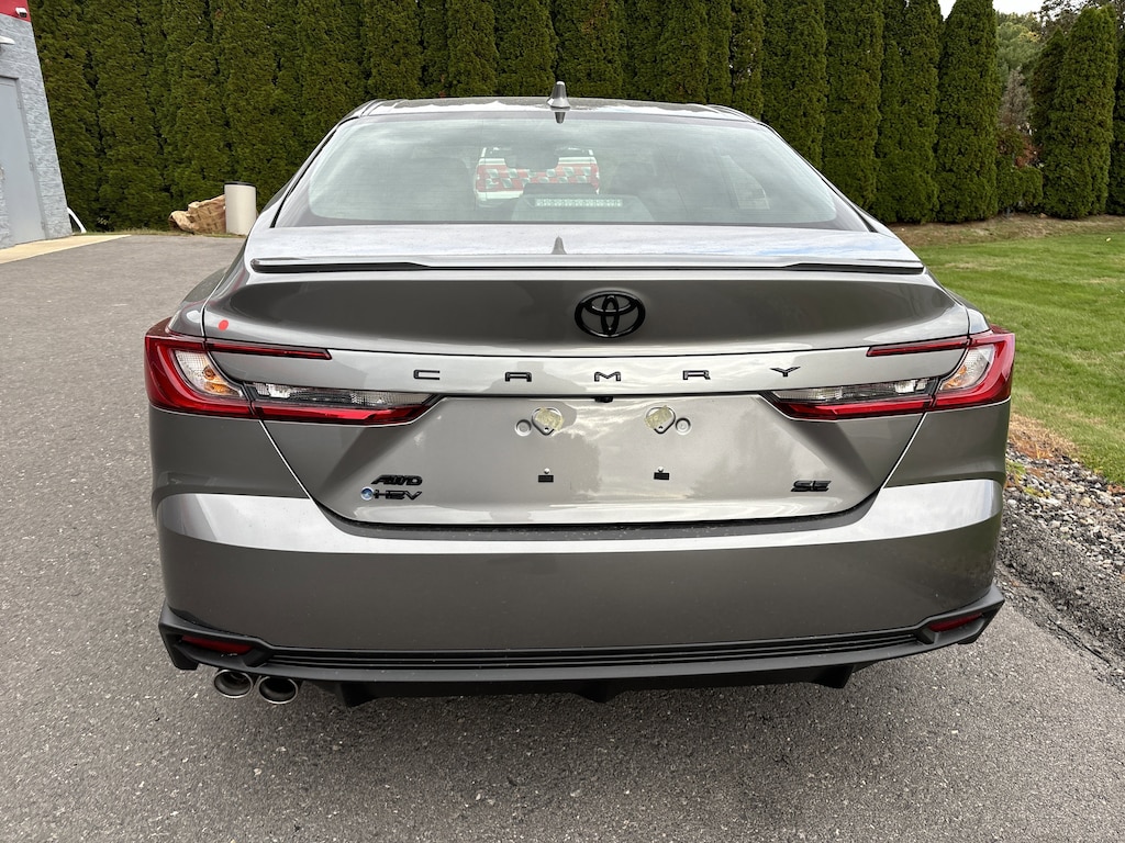 New 2026 Toyota Camry SE Sedan