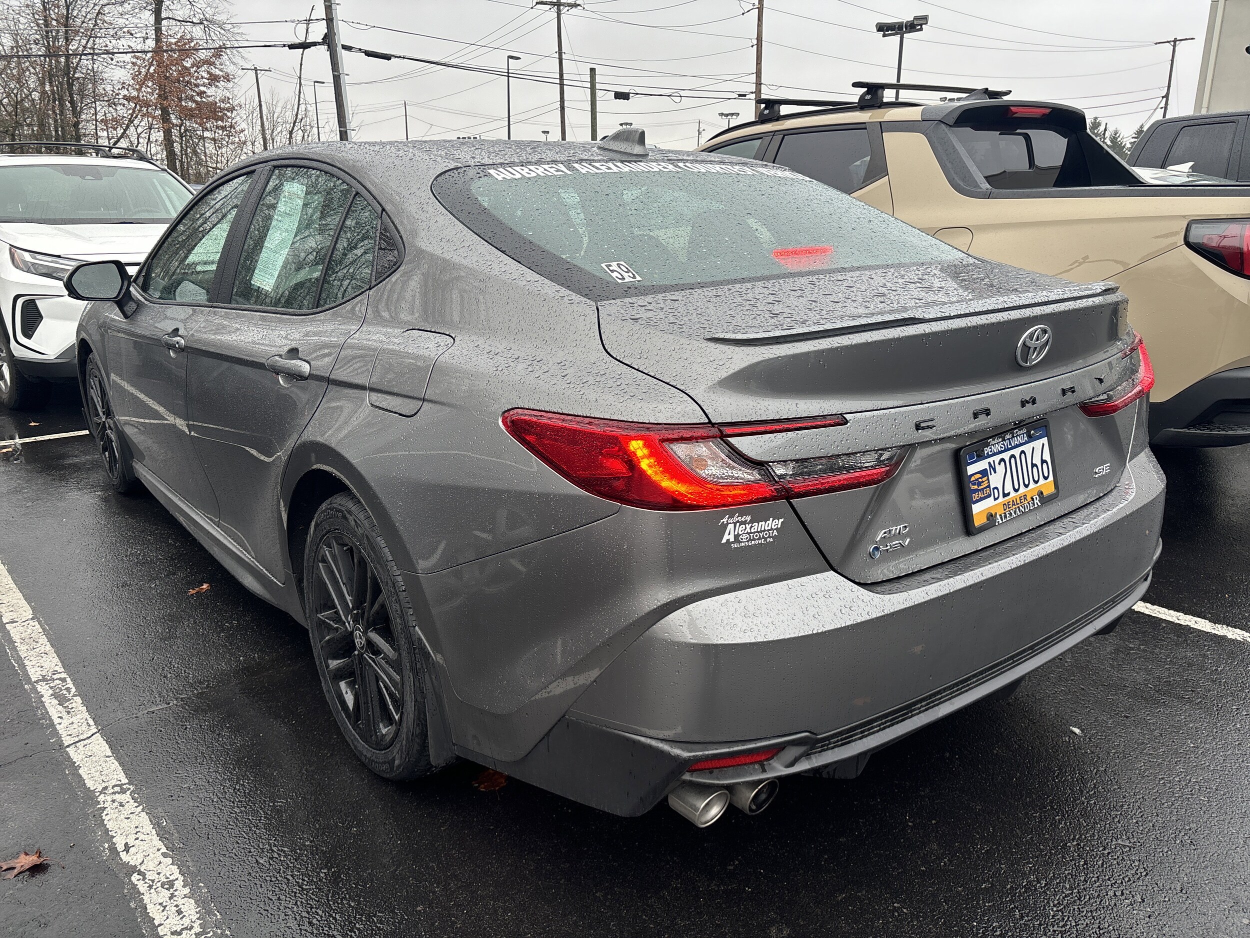 2025 Toyota Camry SE photo 2