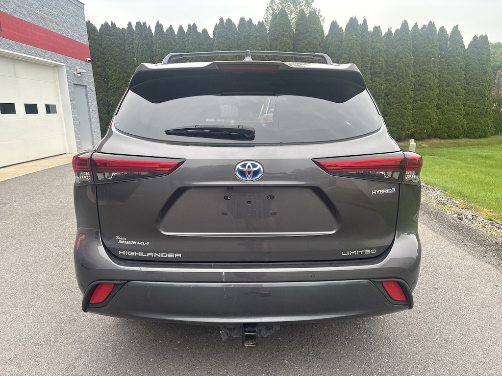 Used 2022 Toyota Highlander Limited SUV