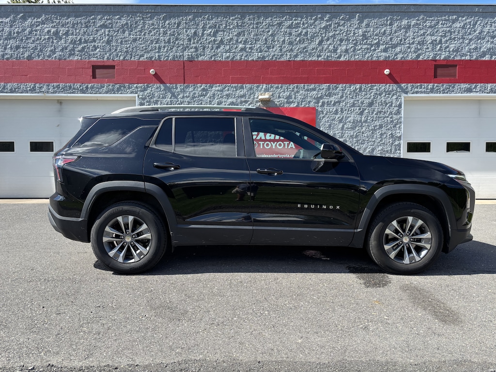 Used 2025 Chevrolet Equinox LT SUV