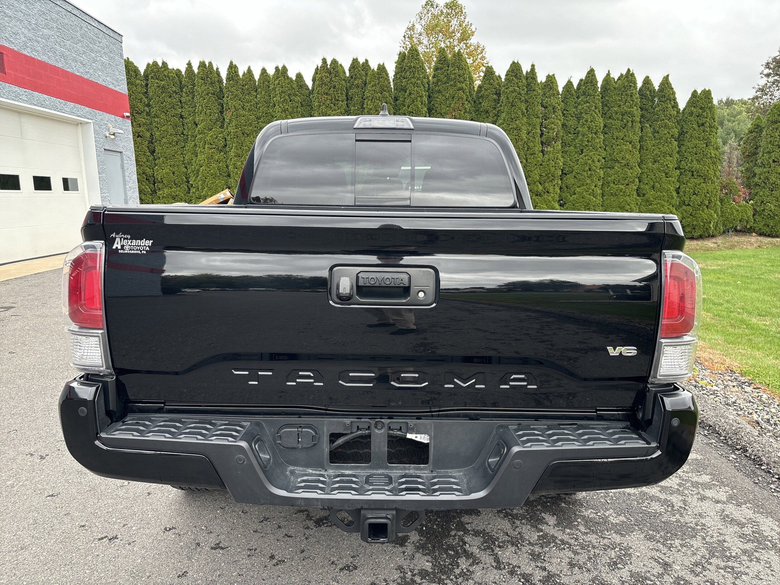 2023 Toyota Tacoma 4x4 TRD Double Cab V6 photo 3