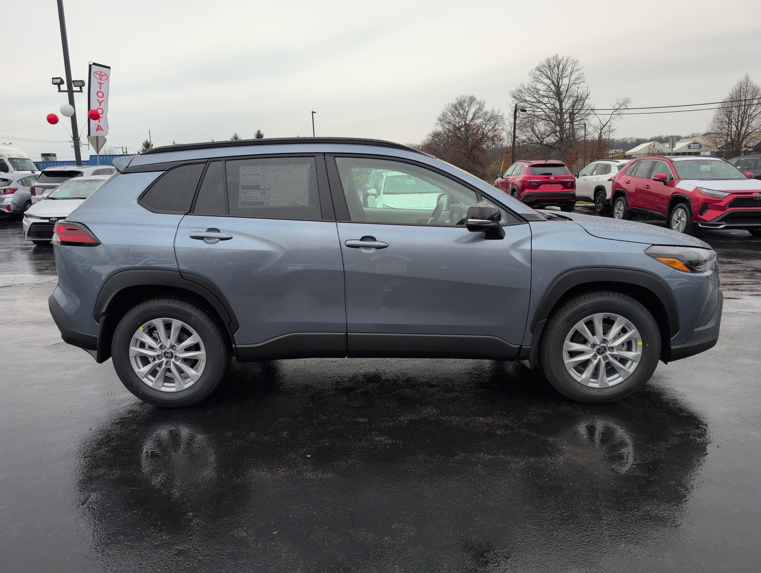 2026 Toyota Corolla Cross LE photo 2