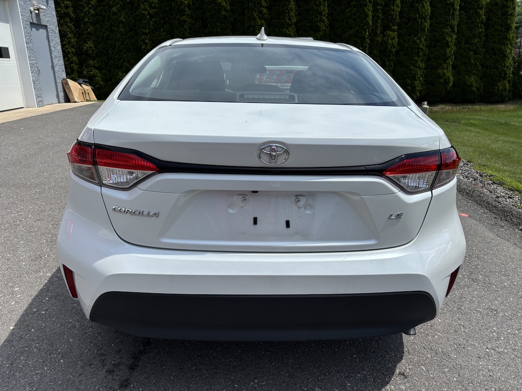 Certified 2025 Toyota Corolla LE Sedan