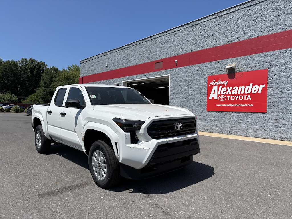 Used 2026 Toyota Tacoma 2WD SR Truck Double Cab