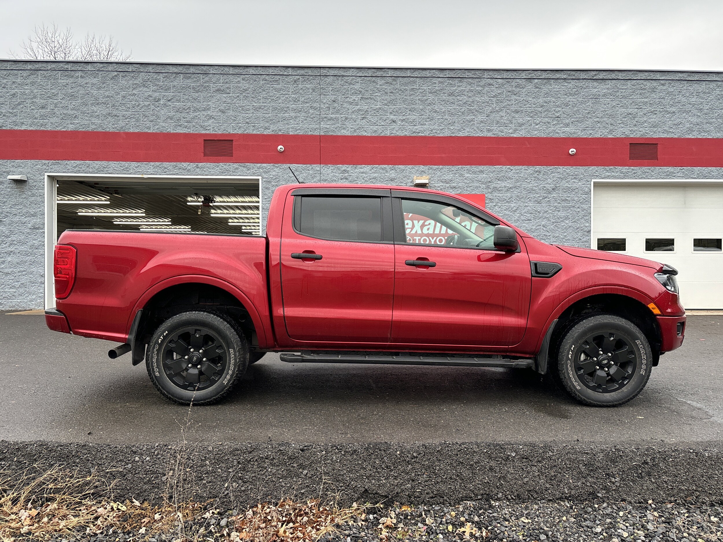 2021 Ford Ranger XLT photo 2