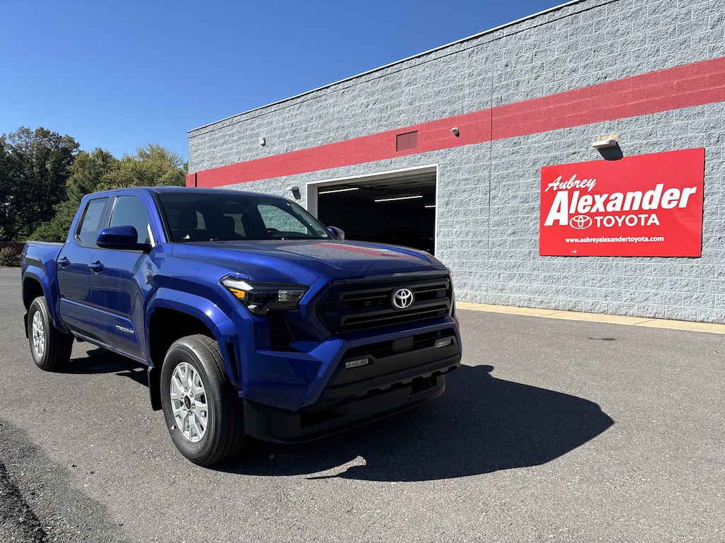New 2025 Toyota Tacoma SR5 Truck Double Cab