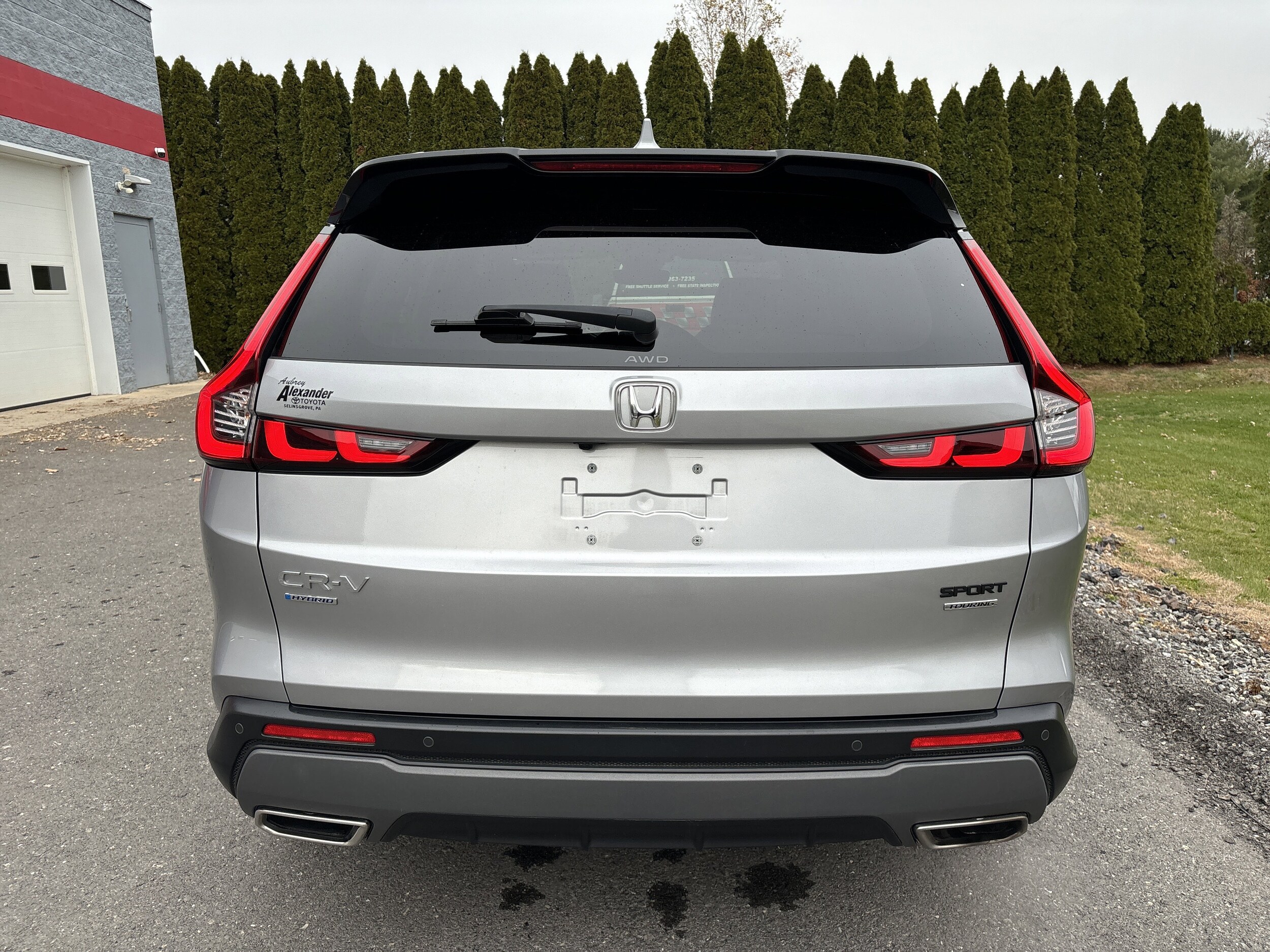 2024 Honda CR-V Hybrid Sport Touring photo 3