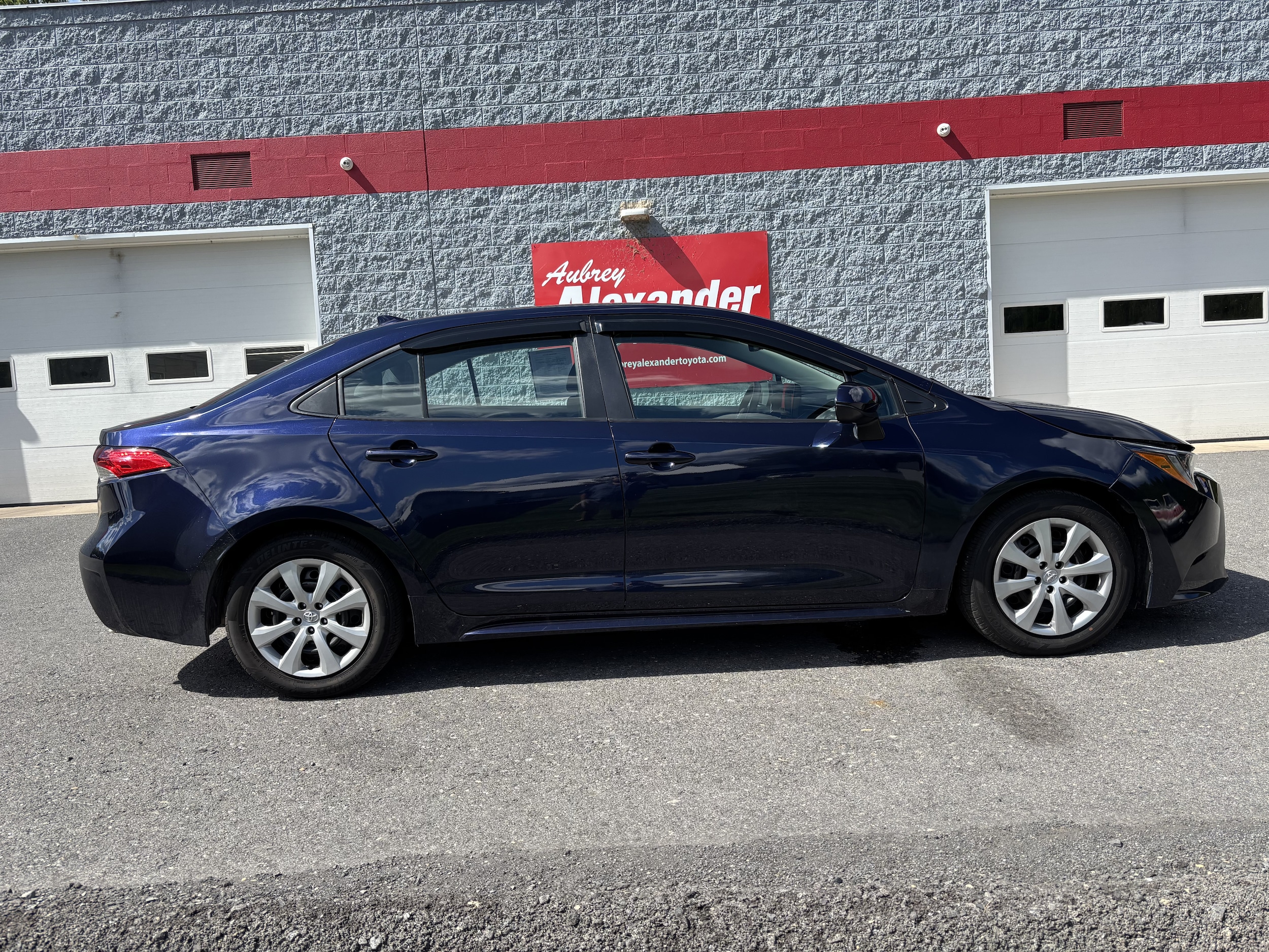 Used 2024 Toyota Corolla LE with VIN 5YFB4MDE6RP101203 for sale in Selinsgrove, PA