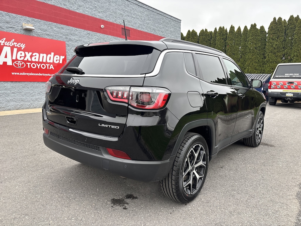 Used 2025 Jeep Compass Limited SUV