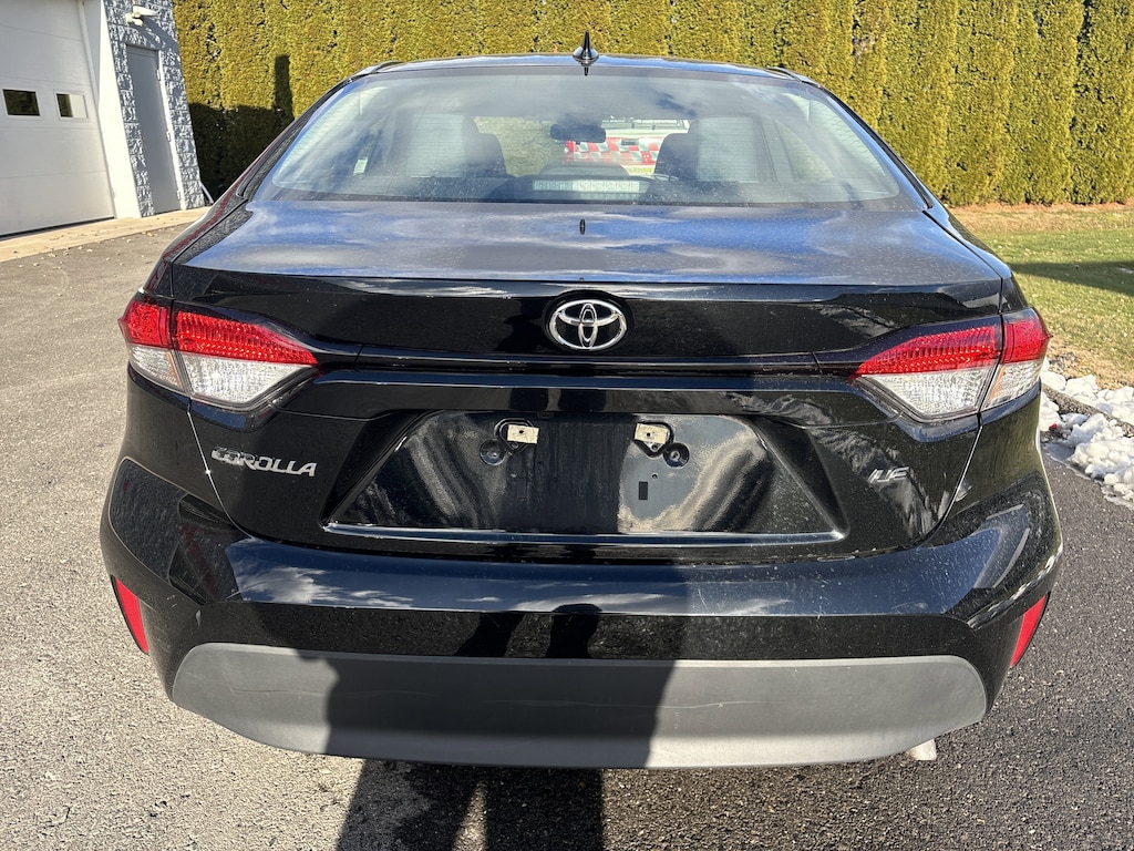 Used 2025 Toyota Corolla LE Sedan