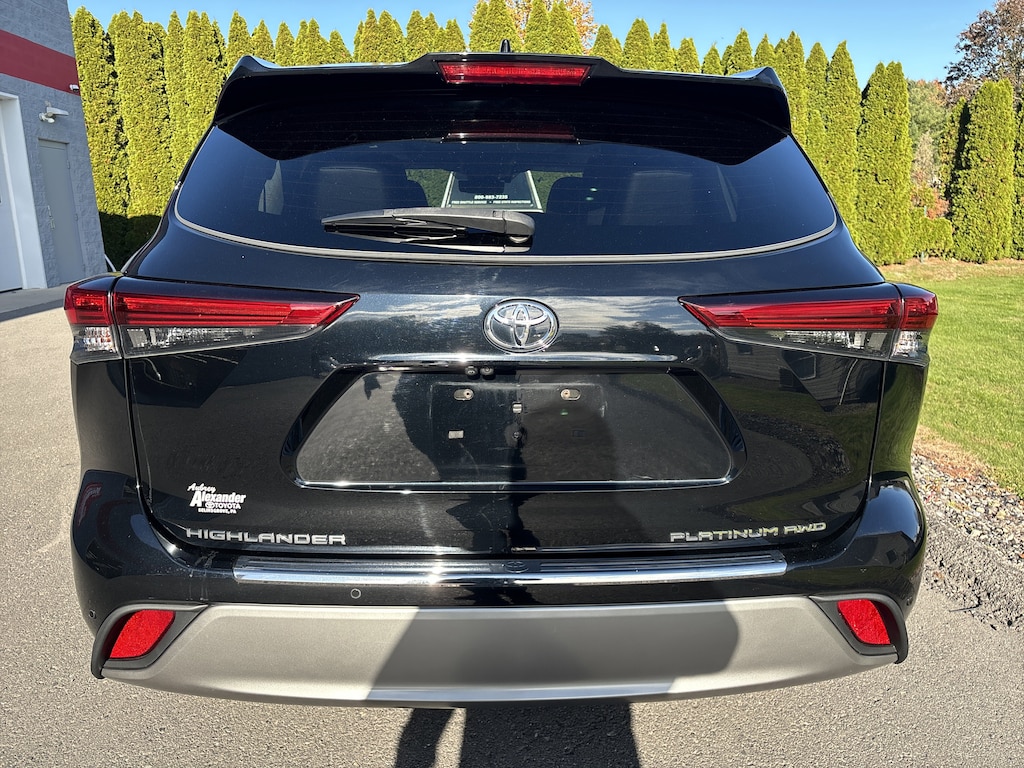 Certified 2021 Toyota Highlander Platinum SUV