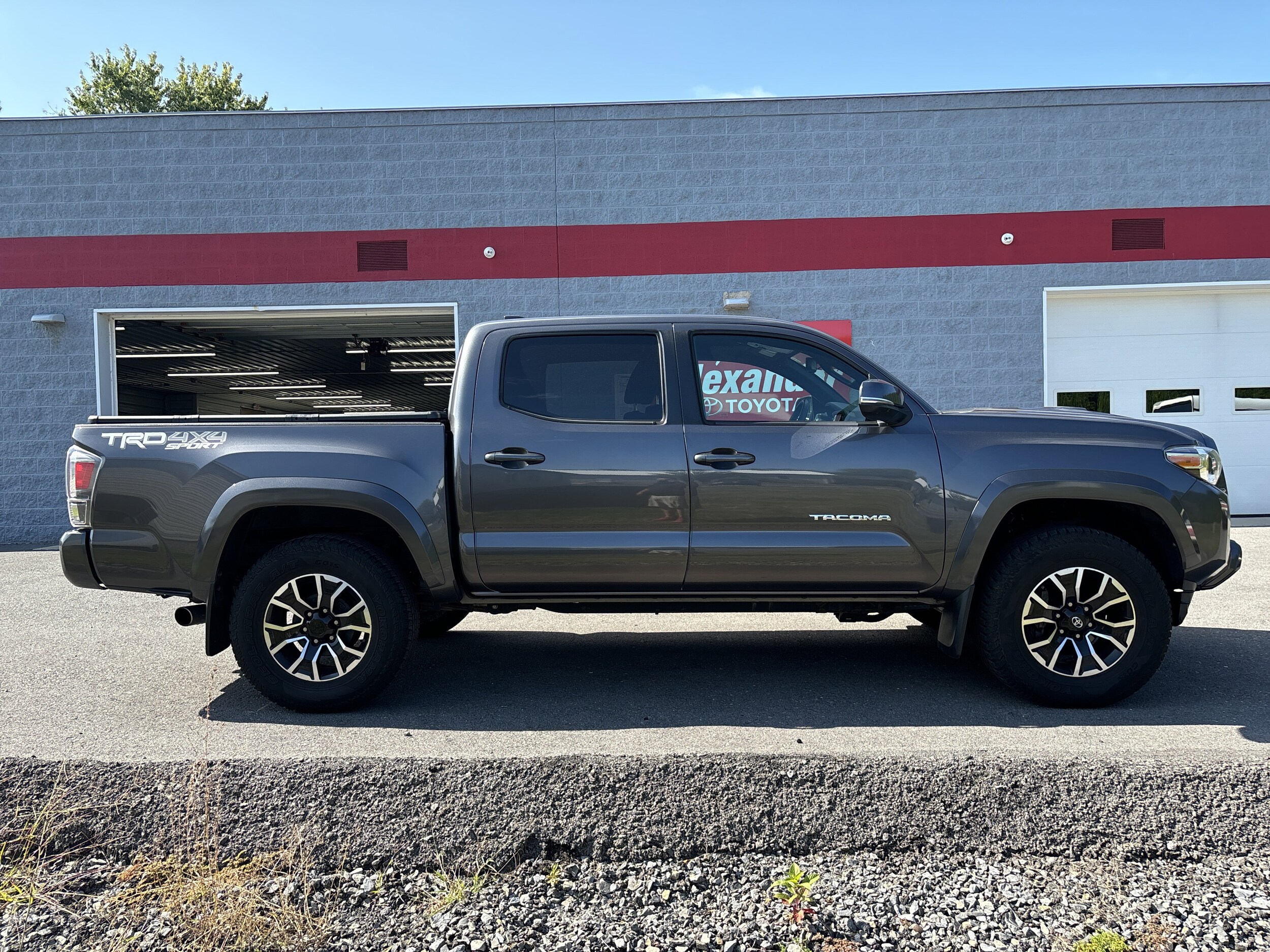 2020 Toyota Tacoma 4x4 TRD Sport Double Cab V6 photo 2